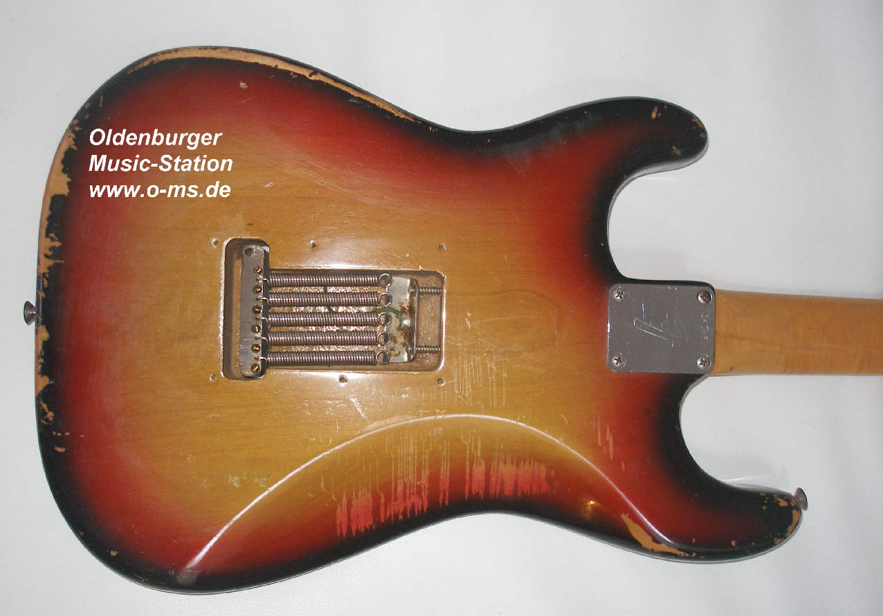 Fender Stratocaster 1970 sunburst 3.jpg